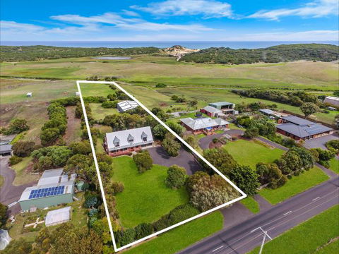 Cooks Retreat Warrnambool - Schoolies Week Accommodation 4