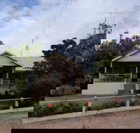Dot's House - Schoolies Week Accommodation