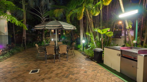 Tropic Towers Apartments - Schoolies Week Accommodation 2