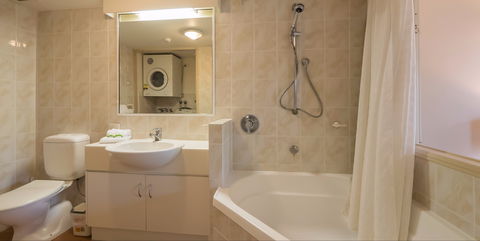 Tropic Towers Apartments - Schoolies Week Accommodation 4