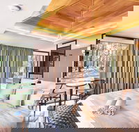Amaroo Retreat and Spa - Schoolies Week Accommodation