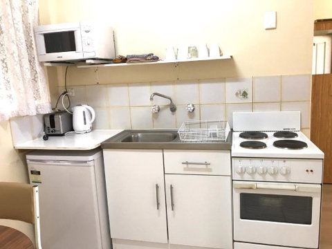 Angel's Rest Motel - Schoolies Week Accommodation 1