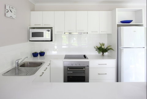 Edgewater Terraces At Metung - Schoolies Week Accommodation 1