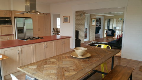 Kia Ora Lookout Retreat - Schoolies Week Accommodation 2