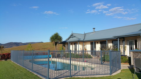 Kia Ora Lookout Retreat - Schoolies Week Accommodation 4