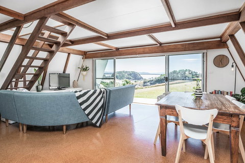The A Frame - Schoolies Week Accommodation 2