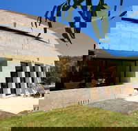 The Summer House - Schoolies Week Accommodation