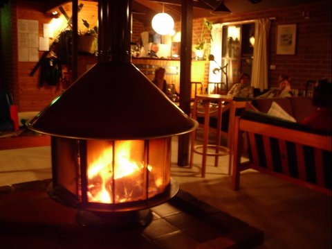 Arlberg Lodge - Schoolies Week Accommodation 2
