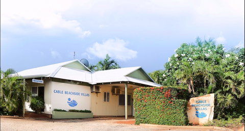 Cable Beachside Villas - Schoolies Week Accommodation 1