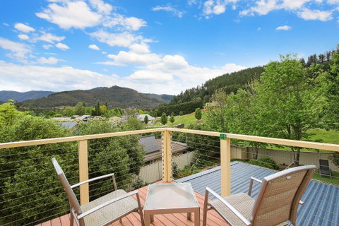Alpine Vista - Schoolies Week Accommodation 0