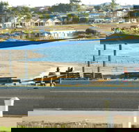 API Pelican Beach Front Apartments Kalbarri - Schoolies Week Accommodation