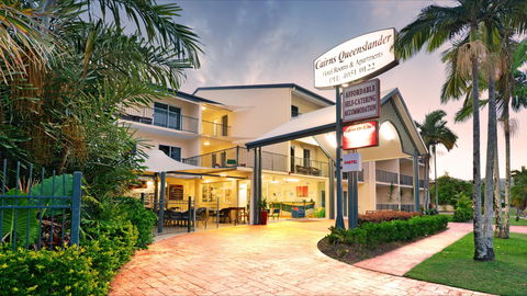 Cairns Queenslander Hotel And Apartments - Schoolies Week Accommodation 2