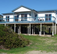 Flying Dutchmen - Schoolies Week Accommodation