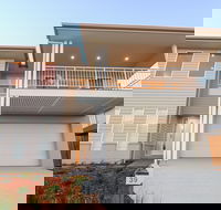 Illaroo at Catherine Hill Bay - Schoolies Week Accommodation