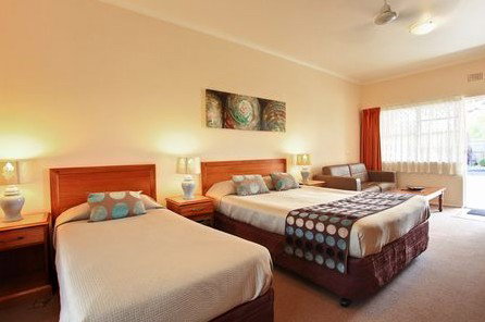 Byron Motor Lodge Motel - Schoolies Week Accommodation 1