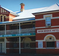 Avon Bridge Hotel - Schoolies Week Accommodation
