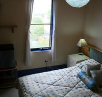Bayview Backpackers YHA - Schoolies Week Accommodation