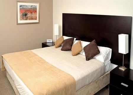 Comfort Inn Midas - Schoolies Week Accommodation 3