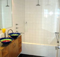 Guadalupe Hill - Schoolies Week Accommodation