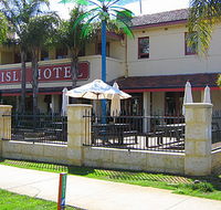Carlisle Hotel Motel - Schoolies Week Accommodation