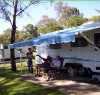 Bega Caravan Park - Schoolies Week Accommodation