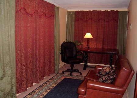 Golden Hearth Cottages - Schoolies Week Accommodation 3