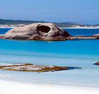 Pink Lake Tourist Park - Schoolies Week Accommodation