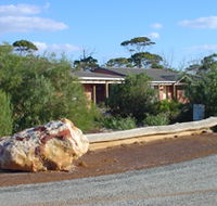 Wave Rock Lakeside Resort and Caravan Park - Schoolies Week Accommodation