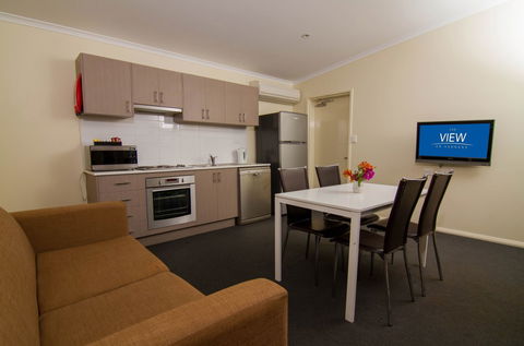 The View On Hannans - Schoolies Week Accommodation 0