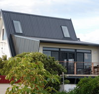 18 Corcoran Avenue - Schoolies Week Accommodation