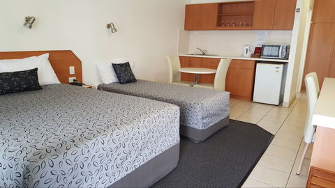 Carriers Arms Hotel Motel - Schoolies Week Accommodation 1