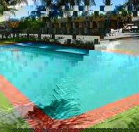 Edge Hotel Motel - Schoolies Week Accommodation