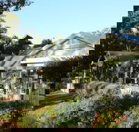 Holmwood Guesthouse and Spa Cottages - Schoolies Week Accommodation
