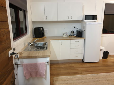 R And R On The Ravine - Schoolies Week Accommodation 2