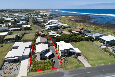 Tides Apartments Port Fairy - Schoolies Week Accommodation 2