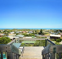 3 Henley Street - Goolwa Beach - Schoolies Week Accommodation