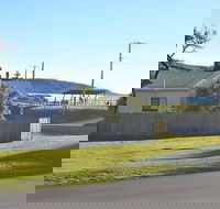 By The Beach at Catho - Schoolies Week Accommodation