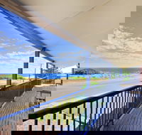 Century 21 SouthCoast Beach House at Moana - Schoolies Week Accommodation