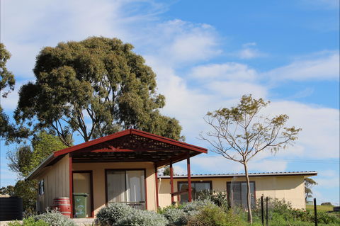 Clare View Accommodation - Clare View Cottage - Schoolies Week Accommodation 1