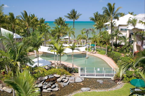 Coral Sands Beachfront Resort - Schoolies Week Accommodation 0