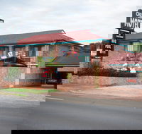 Crescent Motel - Schoolies Week Accommodation