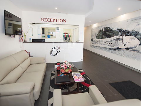 Curtis Central Apartments - Schoolies Week Accommodation 1