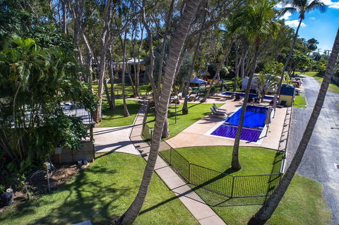 Island View Caravan Park - Schoolies Week Accommodation 0