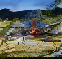 Nil Desperandum - Schoolies Week Accommodation