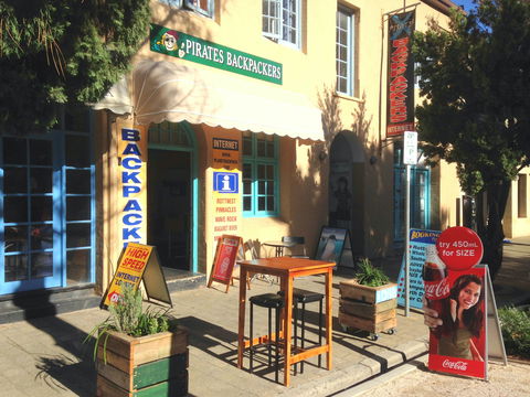 Pirates Backpackers Fremantle - Schoolies Week Accommodation 0