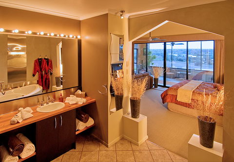Riverview Rise Retreats - Schoolies Week Accommodation 2