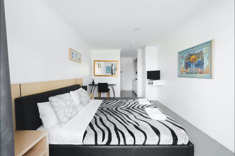 The Manly Hotel Est. 1964 - Schoolies Week Accommodation 2