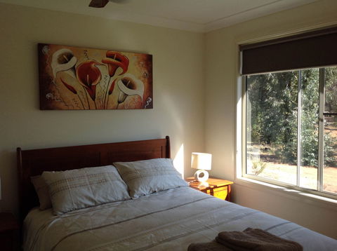 Tibuc Gardens Cottage - Schoolies Week Accommodation 0