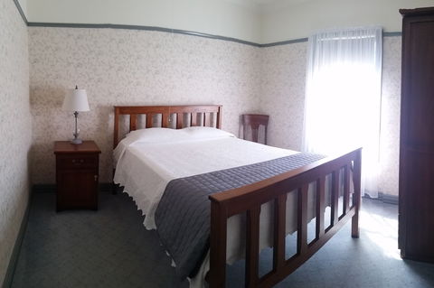 Wagga Wagga Country Cottages - Schoolies Week Accommodation 1