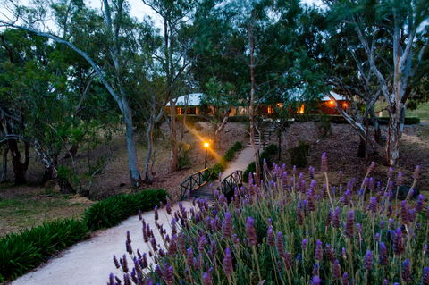 Battunga Bed & Breakfast - Schoolies Week Accommodation 0
